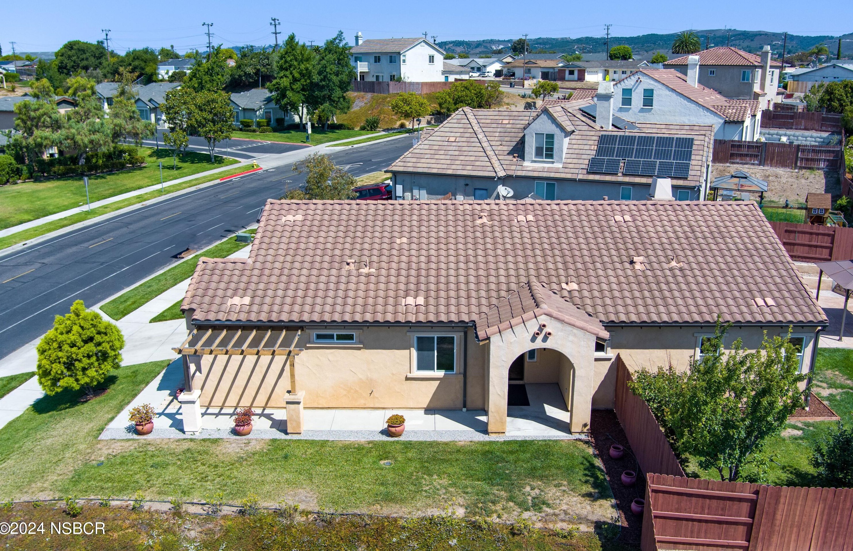 648 Mercury Ave, Lompoc, CA 93436-1916