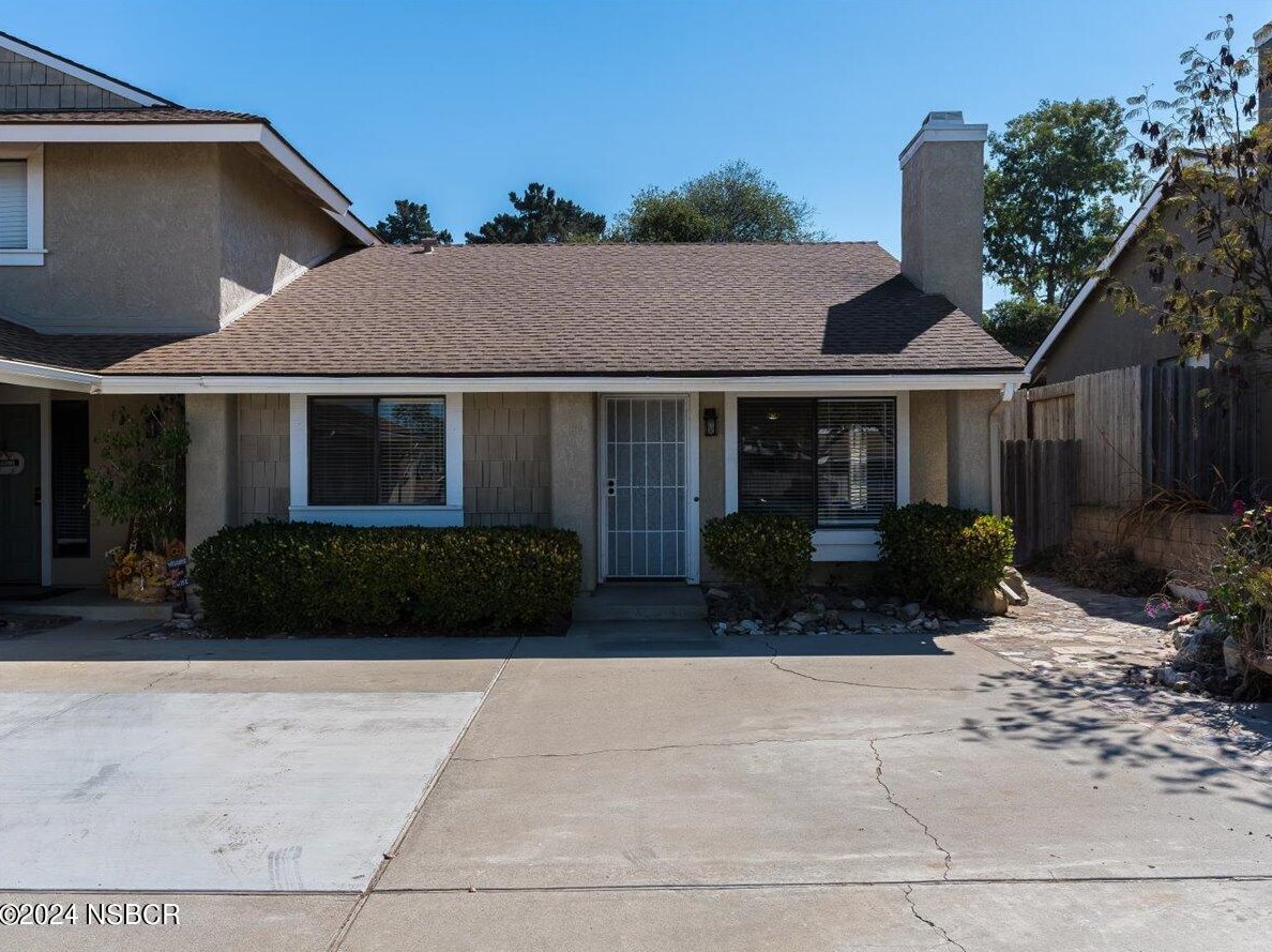 4060 Hilltop Rd, Santa Maria, CA 93455-6447