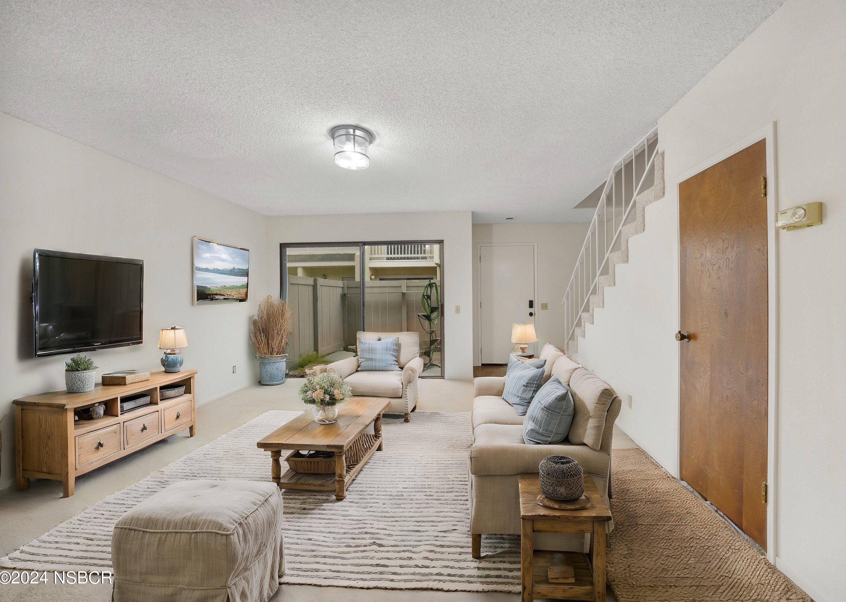 1315 Cypress Ave, Lompoc, CA 93436-6492