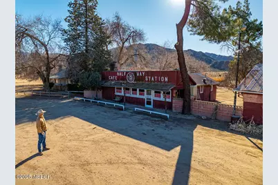 28511 Maricopa Highway, Cuyama, CA 93254 - Photo 2