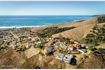 1250 Longview Avenue, Pismo Beach, CA 93449 - Photo 2