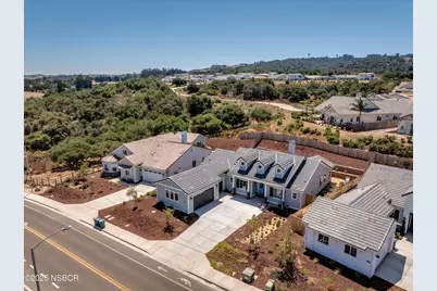 1422 Black Oak Drive, Santa Maria, CA 93455 - Photo 8