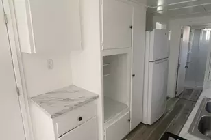 701 E Pine Ave, Lompoc, CA 93436 - Photo 8