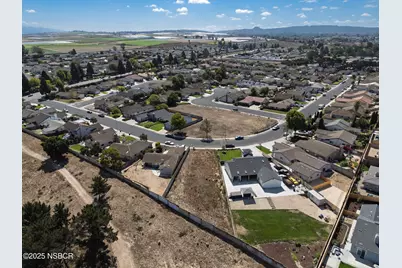 827 Firefox Drive, Santa Maria, CA 93455 - Photo 8