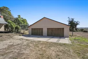 2935 E Clark Ave, Santa Maria, CA 93455 - Photo 2