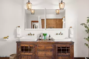 215 S H St, Lompoc, CA 93436 - Photo 12