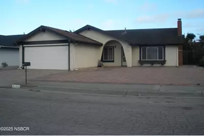 112 N X Street, Lompoc, CA 93436 - Photo 1