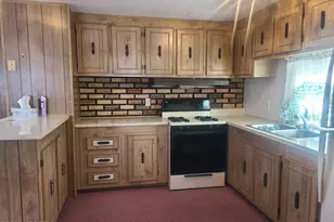 701 E Pine Ave, Lompoc, CA 93436 - Photo 4