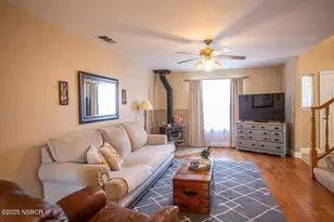 821 Coiner Ct, Los Alamos, CA 93440 - Photo 4