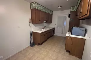 1588 Calle Portos, Lompoc, CA 93436 - Photo 6