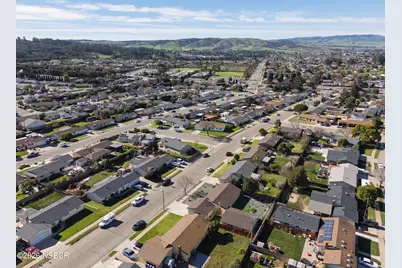 1215 Mira Flores Drive #102,103, Main, Santa Maria, CA 93455 - Photo 8