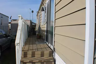 610 E Pine Ave, Lompoc, CA 93436 - Photo 2