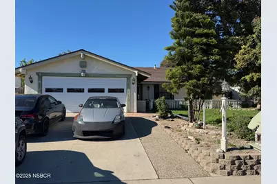 209 S Sage Street, Lompoc, CA 93436 - Photo 2