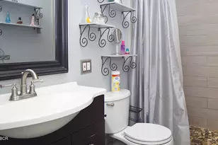 911 E Evergreen Ave, Santa Maria, CA 93454 - Photo 24