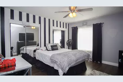 911 E Evergreen Avenue, Santa Maria, CA 93454 - Photo 26