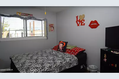 911 E Evergreen Avenue, Santa Maria, CA 93454 - Photo 40