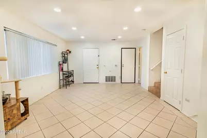 60 Village Circle Drive, Lompoc, CA 93436 - Photo 4