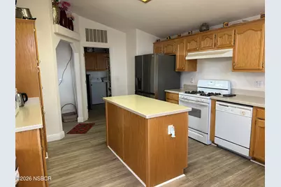 1123 Via Delicia, Santa Maria, CA 93454 - Photo 6