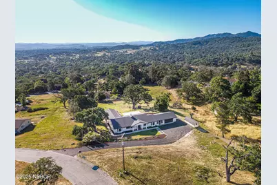 10095 San Marcos Road, Atascadero, CA 93422 - Photo 4