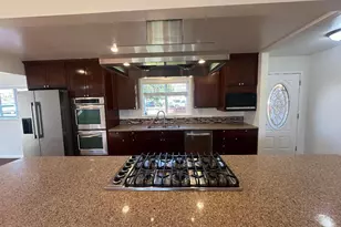 319 S B St, Lompoc, CA 93436 - Photo 14