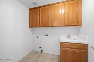 427 Taunton Dr, Santa Maria, CA 93455 - Photo 24