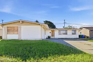 226 W Creston St, Santa Maria, CA 93458 - Photo 2