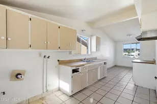 226 W Creston St, Santa Maria, CA 93458 - Photo 10