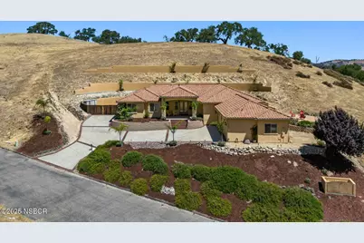9805 Steelhead Road, Paso Robles, CA 93446 - Photo 44