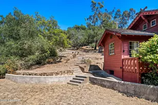 1060 Tremonto Rd, Santa Barbara, CA 93103 - Photo 36