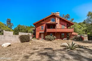 1060 Tremonto Rd, Santa Barbara, CA 93103 - Photo 38