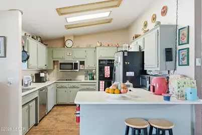2170 Avenida Redondo, Santa Maria, CA 93458 - Photo 14