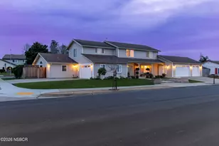 390 Meadowbrook Dr, Santa Maria, CA 93455 - Photo 1