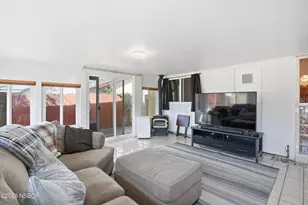 217 N M St, Lompoc, CA 93436 - Photo 10