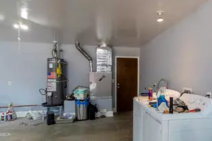 205 S E St, Lompoc, CA 93436 - Photo 44