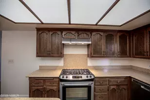 205 S E St, Lompoc, CA 93436 - Photo 10