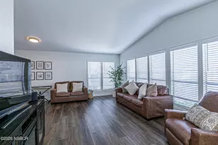 822 Greenacre Dr, Santa Maria, CA 93455 - Photo 8