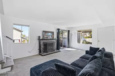 1193 E Foster Road #D, Santa Maria, CA 93455 - Photo 4