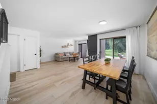 1496 Oakridge Park Rd, Santa Maria, CA 93455 - Photo 4