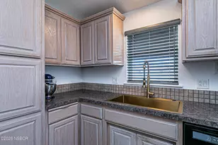 1701 S Thornburg St, Santa Maria, CA 93458 - Photo 6