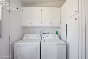 911 N Ridge View Dr, Santa Maria, CA 93455 - Photo 16