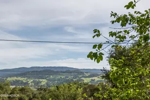 566 Pine St, Solvang, CA 93463 - Photo 2