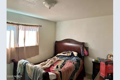1011 W Harding Avenue, Santa Maria, CA 93458 - Photo 8