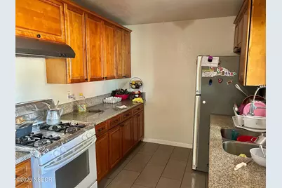 1011 W Harding Avenue, Santa Maria, CA 93458 - Photo 2