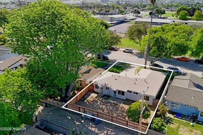 1205 E Oak Avenue, Lompoc, CA 93436 - Photo 2