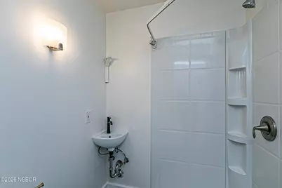203 E Walnut Avenue, Lompoc, CA 93436 - Photo 26