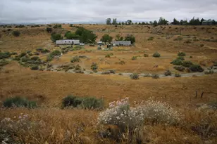 205 Castro Canyon Rd, Cuyama, CA 93254 - Photo 10