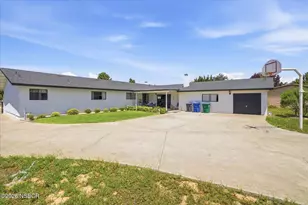 956 Diamond Dr, Santa Maria, CA 93455 - Photo 24