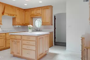 1312 N First Pl, Lompoc, CA 93436 - Photo 4