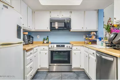 1205 W Cypress Avenue #D, Lompoc, CA 93436 - Photo 10