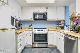 1205 W Cypress Ave, Lompoc, CA 93436 - Photo 10